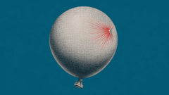 Een tot barstens toe opgeblazen ballon als beeld voor het opgeblazen, gespannen gevoel in de buik