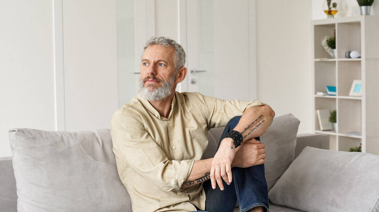 man denkt over de oorzaken van laag libido